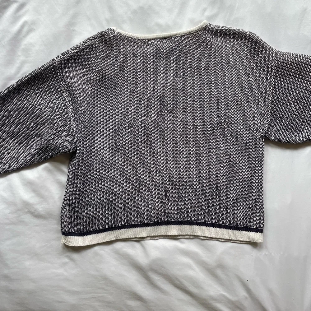 VINTAGE SWEATER - Picture 2 of 2